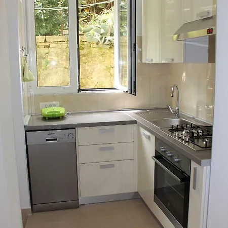 Apartament Zaro